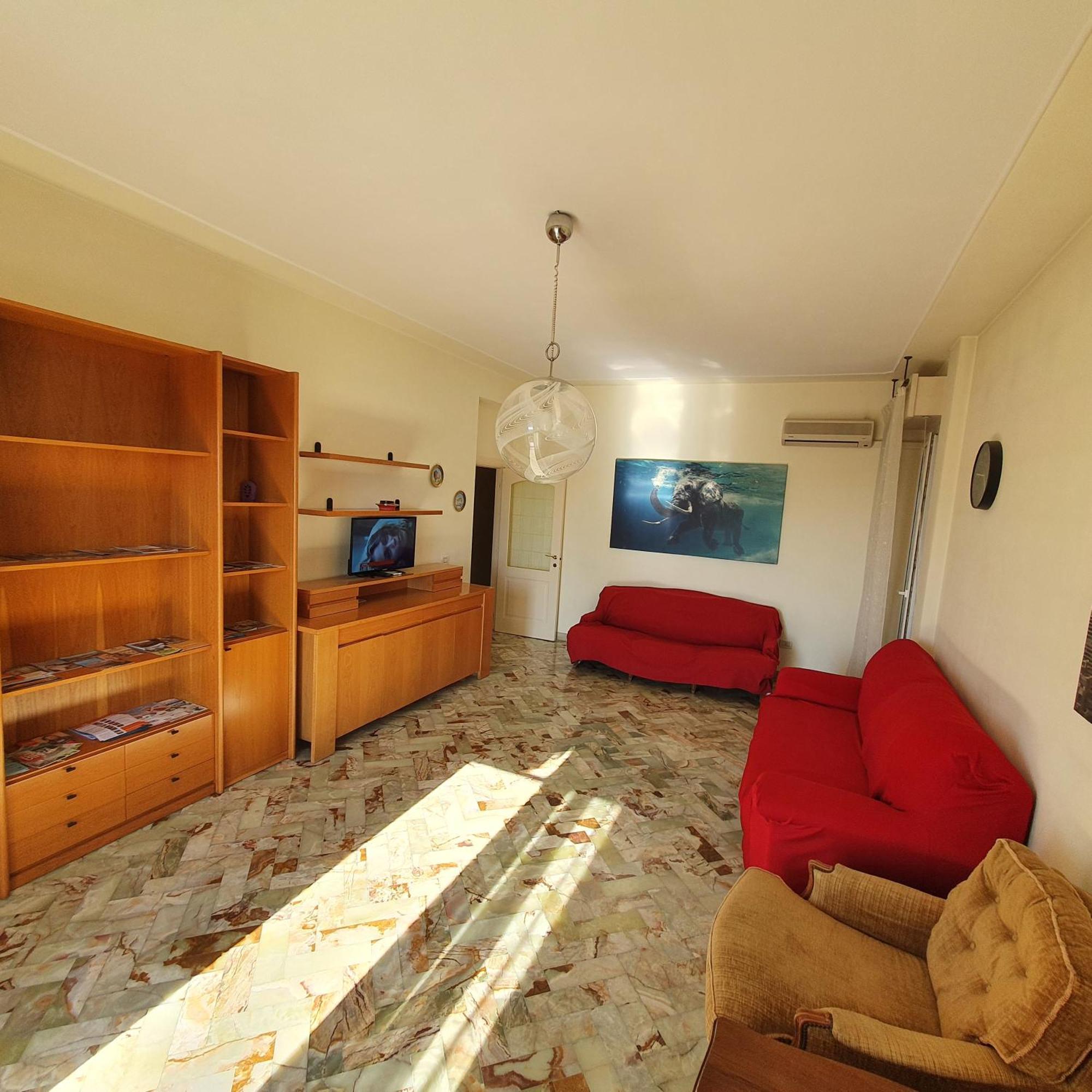 Comfort House Песаро Екстериор снимка